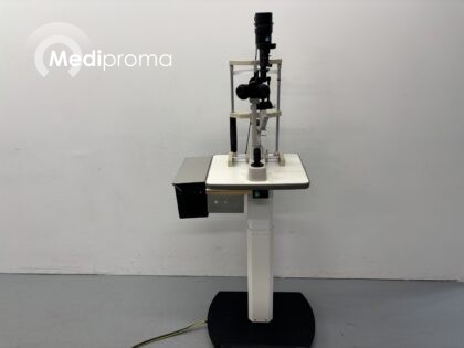 Nidek SL-250 Slitlamp