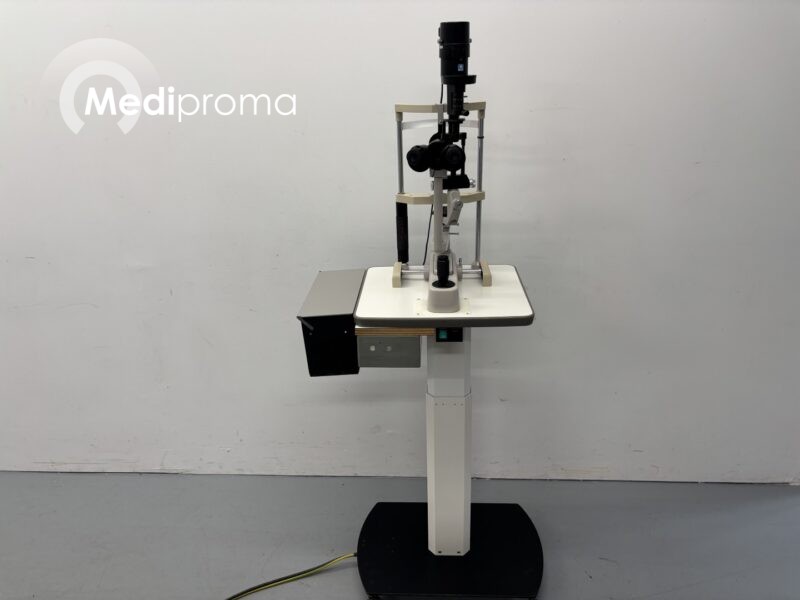 Nidek SL-250 Slitlamp